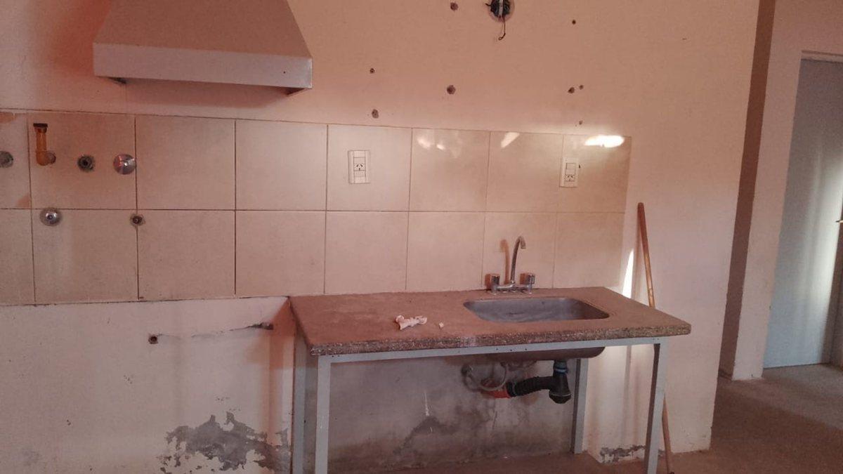 Foto de CASA EN VENTA 2 DORMITORIOS LA BEBIDA, RIVADAVIA, imagen 2