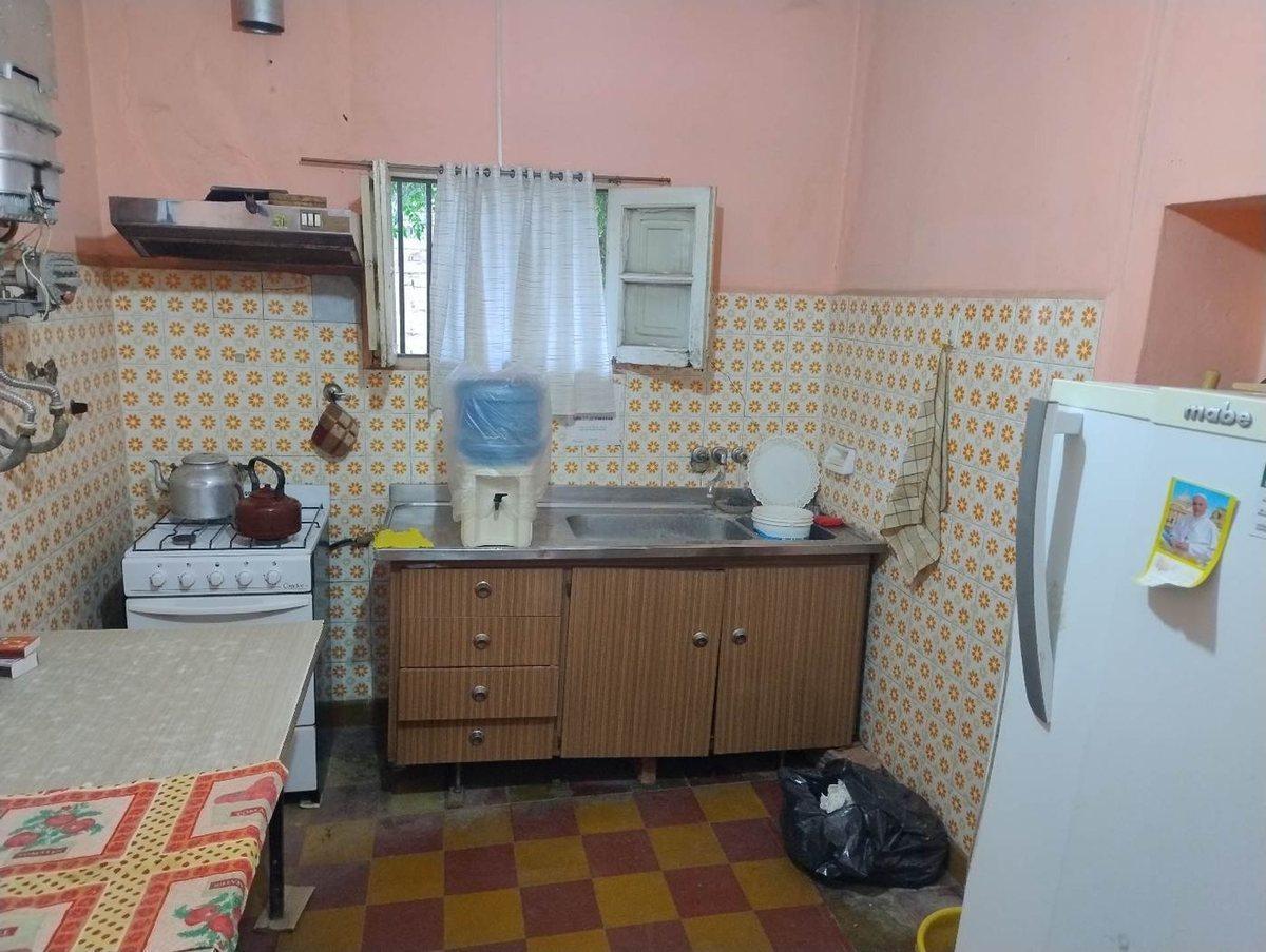 Foto de Terreno de 2129 m2, con casa. Rivadavia, imagen 1