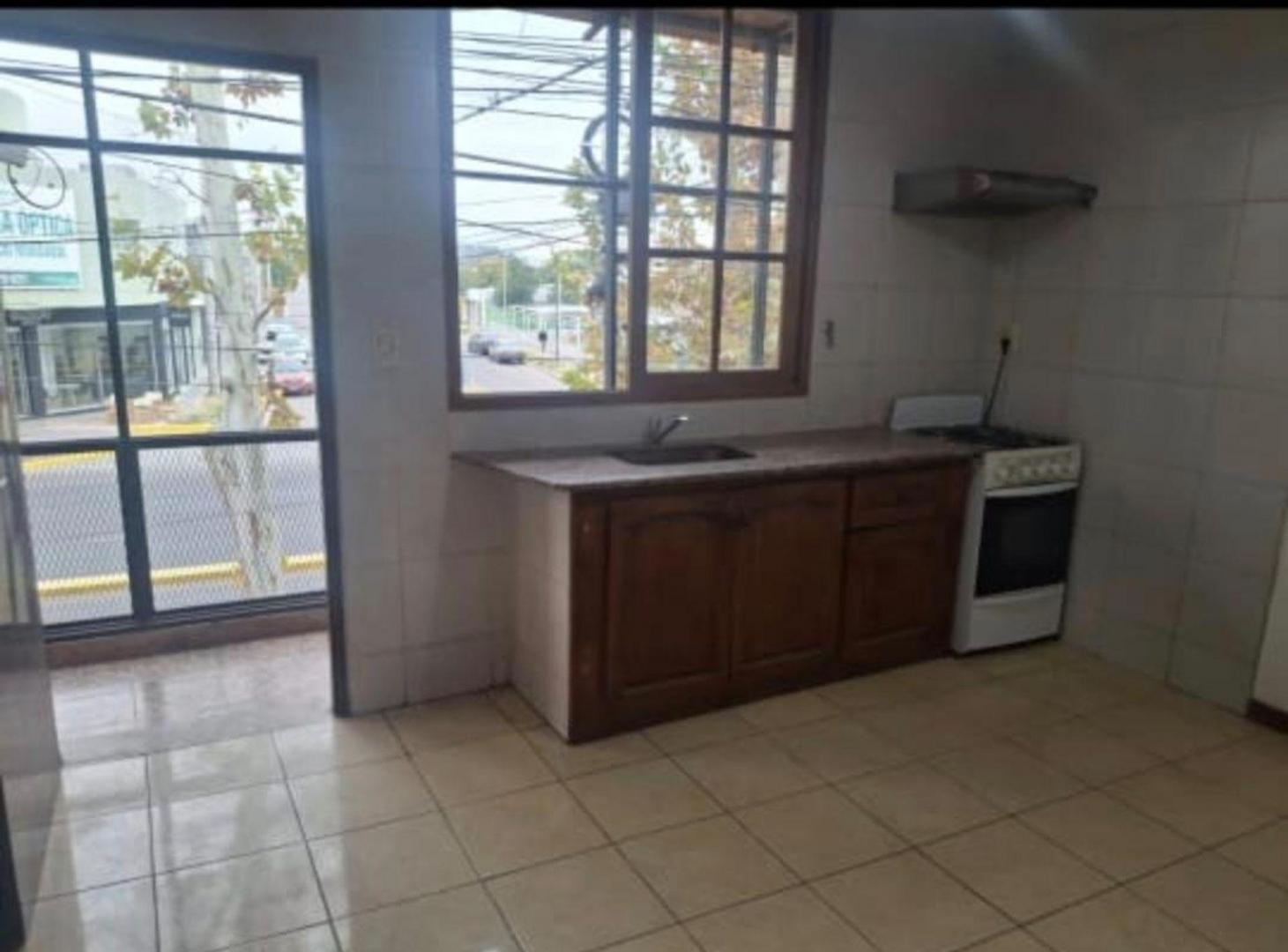 Foto de Alquiler de departamento, 1 dormitorio. Rivadavia, imagen 2