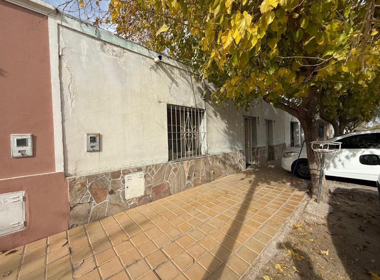 Foto de CASA MIXTA, DE 4 HABITACIONES. CAPITAL, imagen 4
