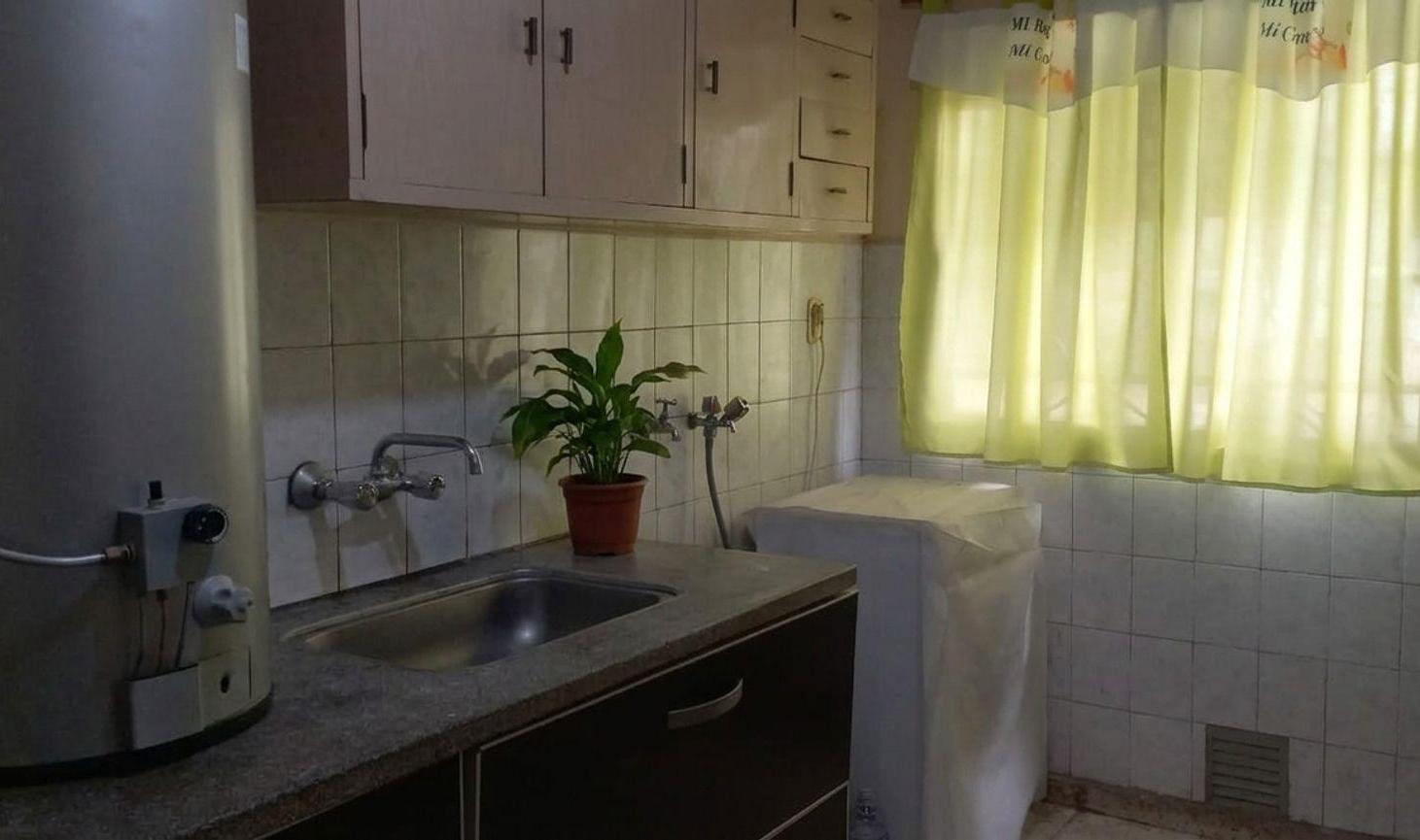 Foto de CASA BARRIO SAN JUAN. 4 HABITACIONES. RIVADAVIA, imagen 4