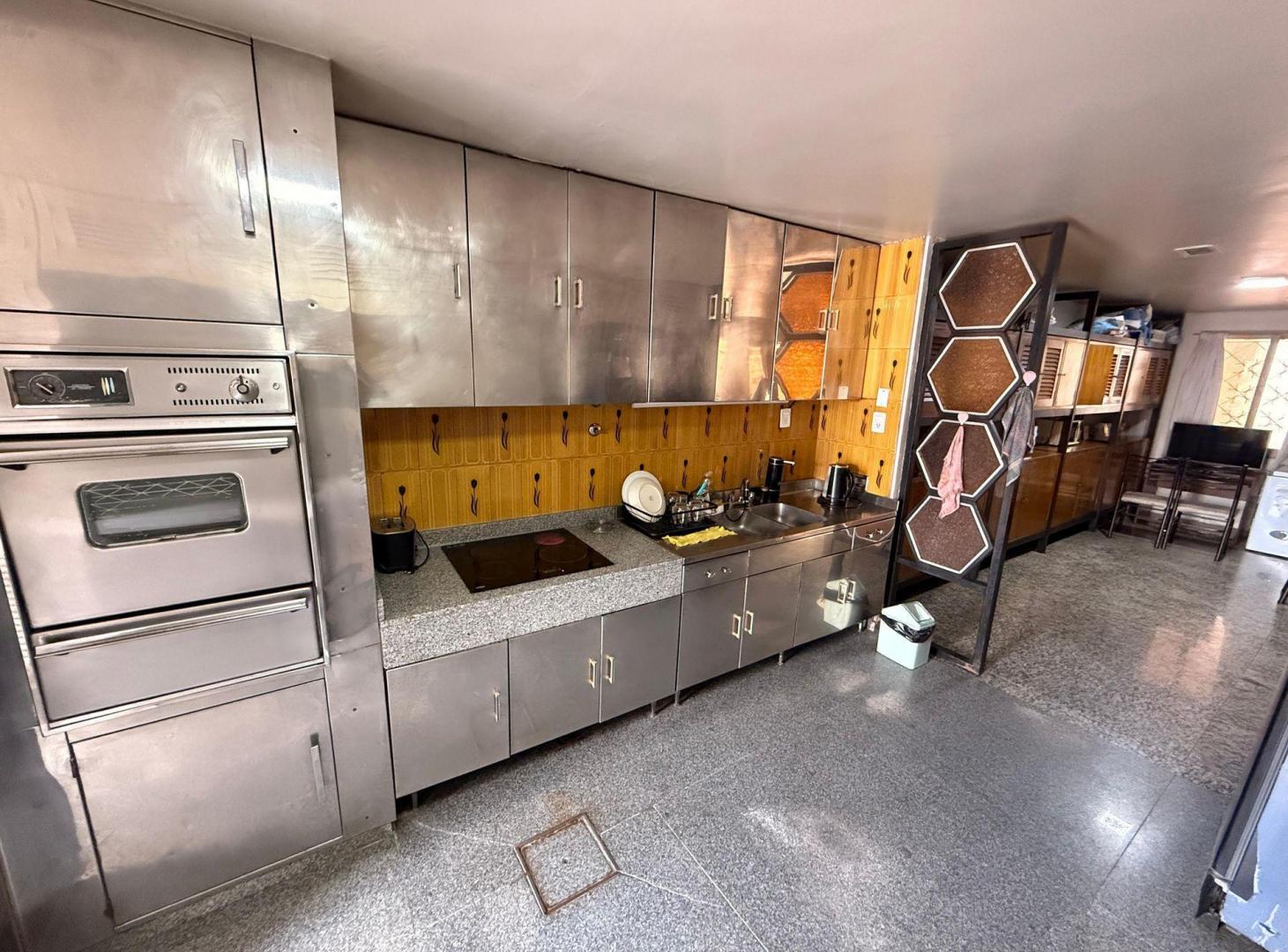 Foto de CASA SOBRE AV. LIBERTADOR. CENTRO, CAPITAL, imagen 3