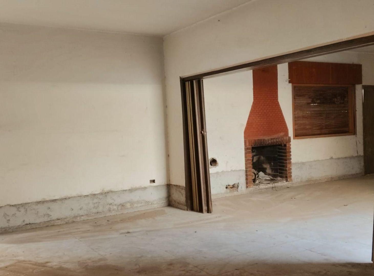 Foto de CASA DE 3 HABITACIONE. A REFACCIONAR. SANTA LUCIA, imagen 1