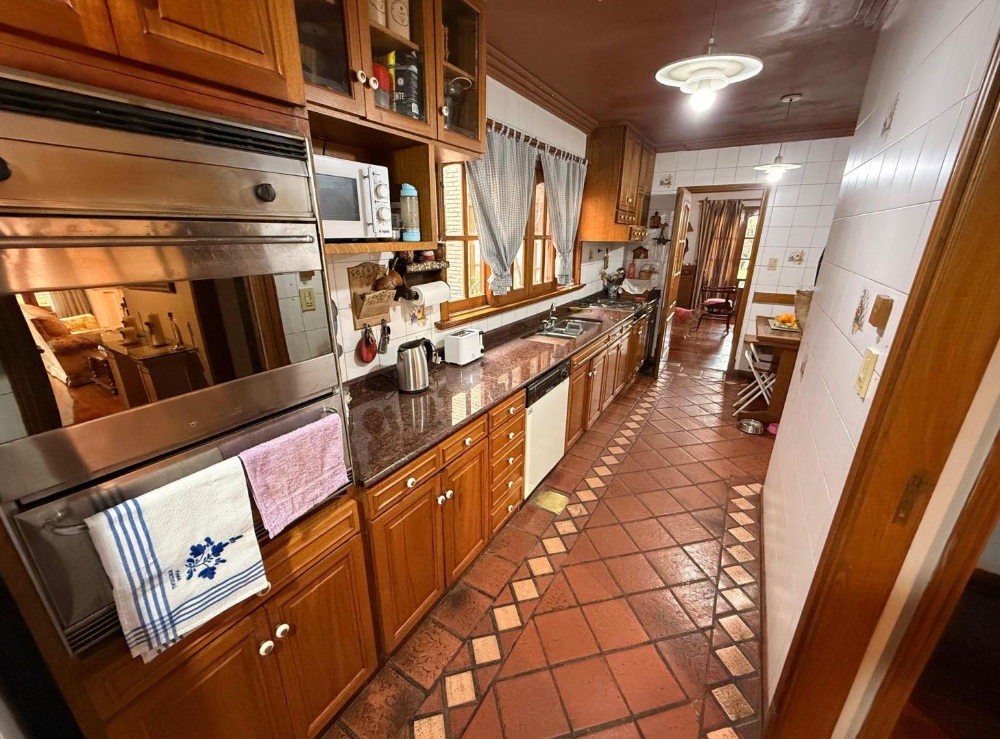 Foto de CASA DE CATEGORIA EN BARRIO RESIDENCIAL, imagen 4