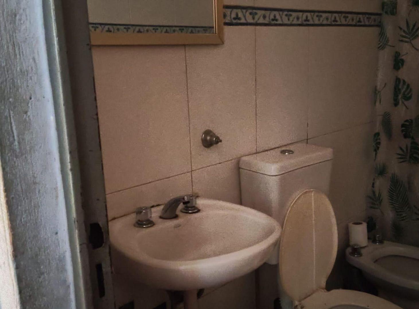 Foto de Casa mas depto. B° Roque Saenz Peña, Santa Lucia, imagen 3