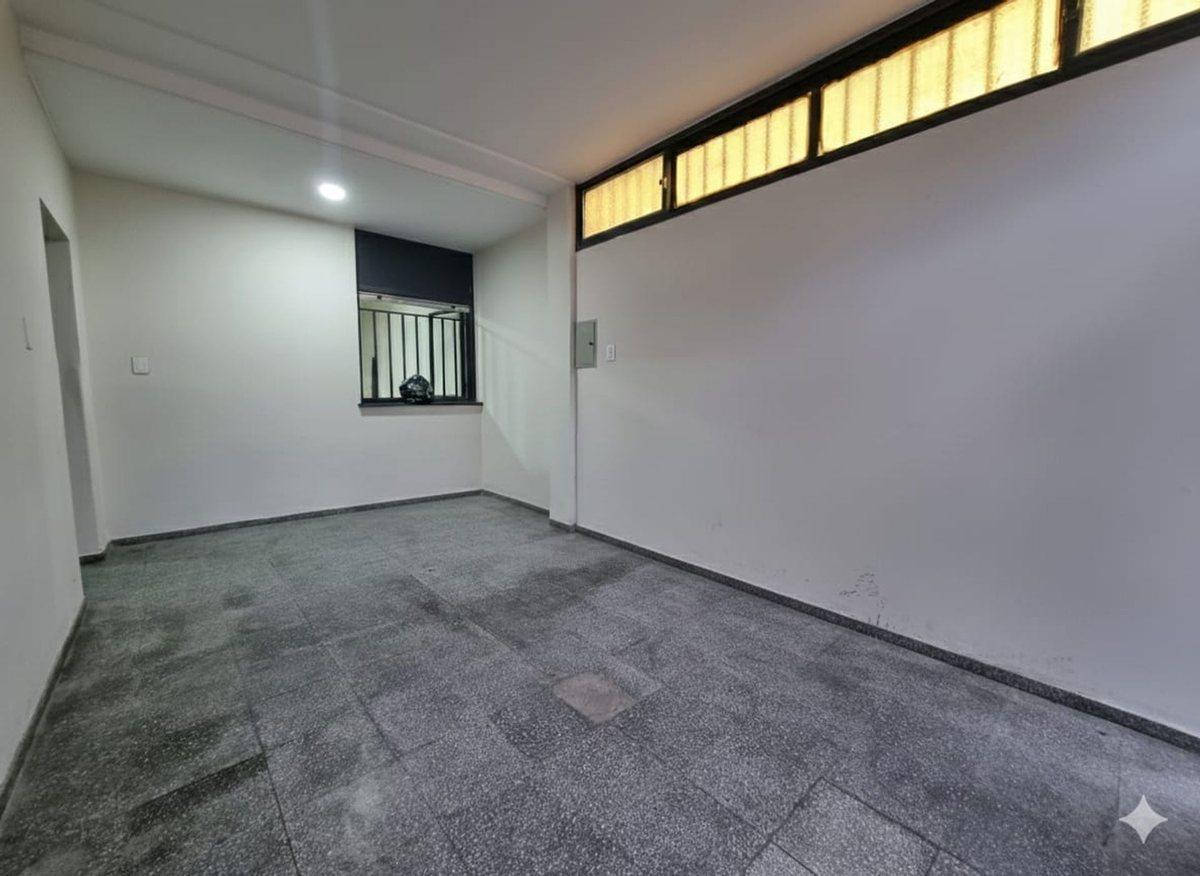 Foto de CASA REFACCIONADA. APTA CREDITO. VILLA KRAUSE, imagen 1