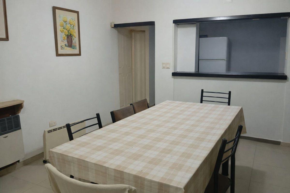 Foto de DEPARTAMENTO DE 2 DORMITORIOS. RIVADAVIA, imagen 5