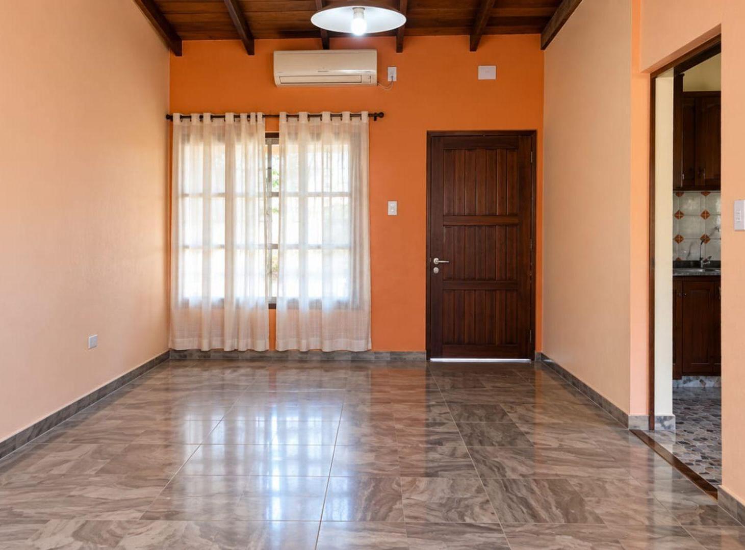 Foto de Casa 3 dormitorios con cochera y parrillero, imagen 1