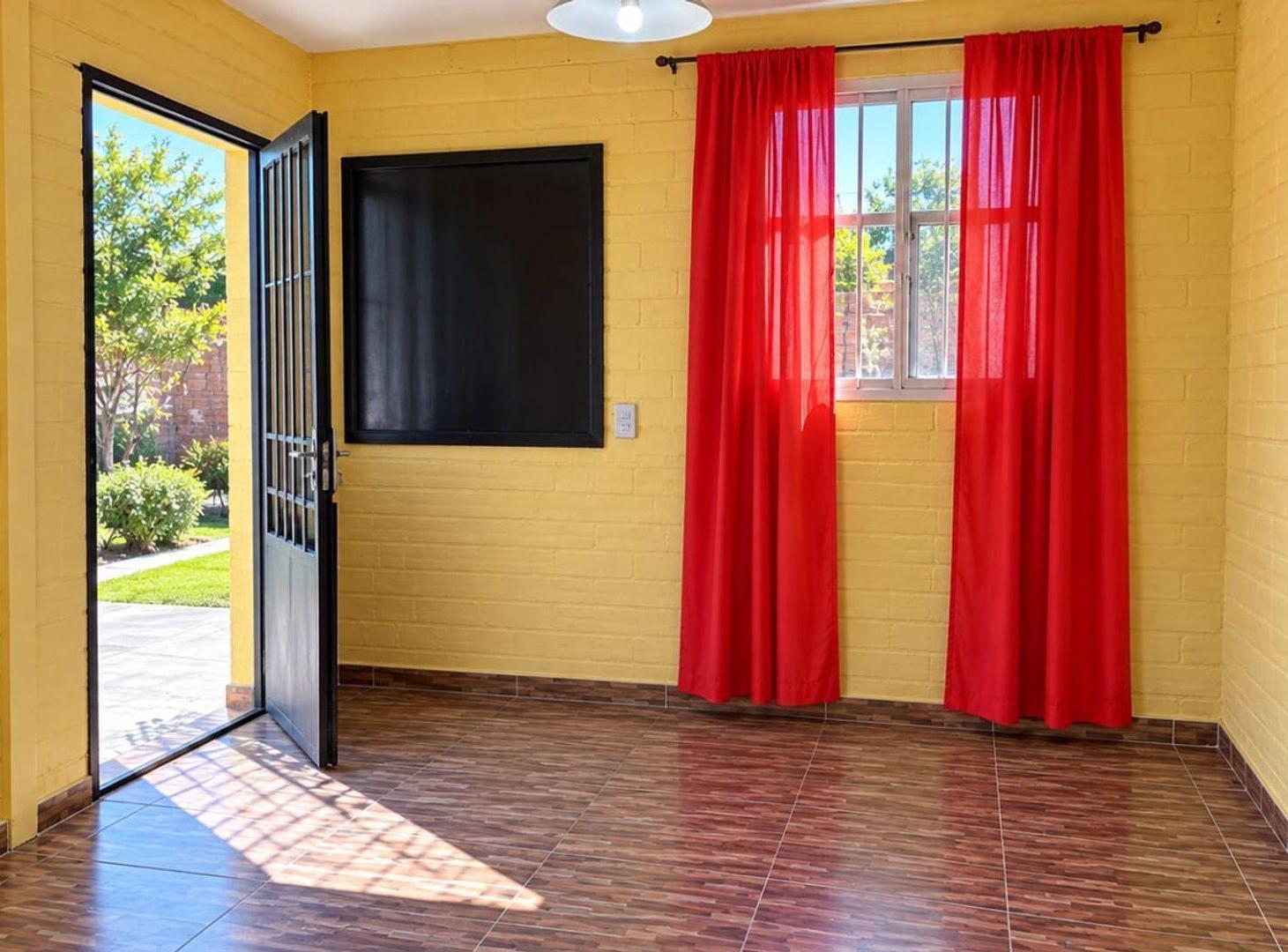 Foto de Casa 3 dormitorios con cochera y parrillero, imagen 4