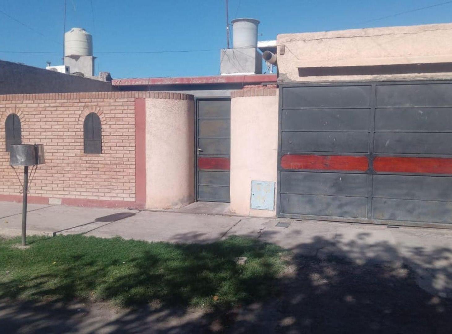 Foto de Casa 3 dormitorios con cochera y parrillero, imagen 5