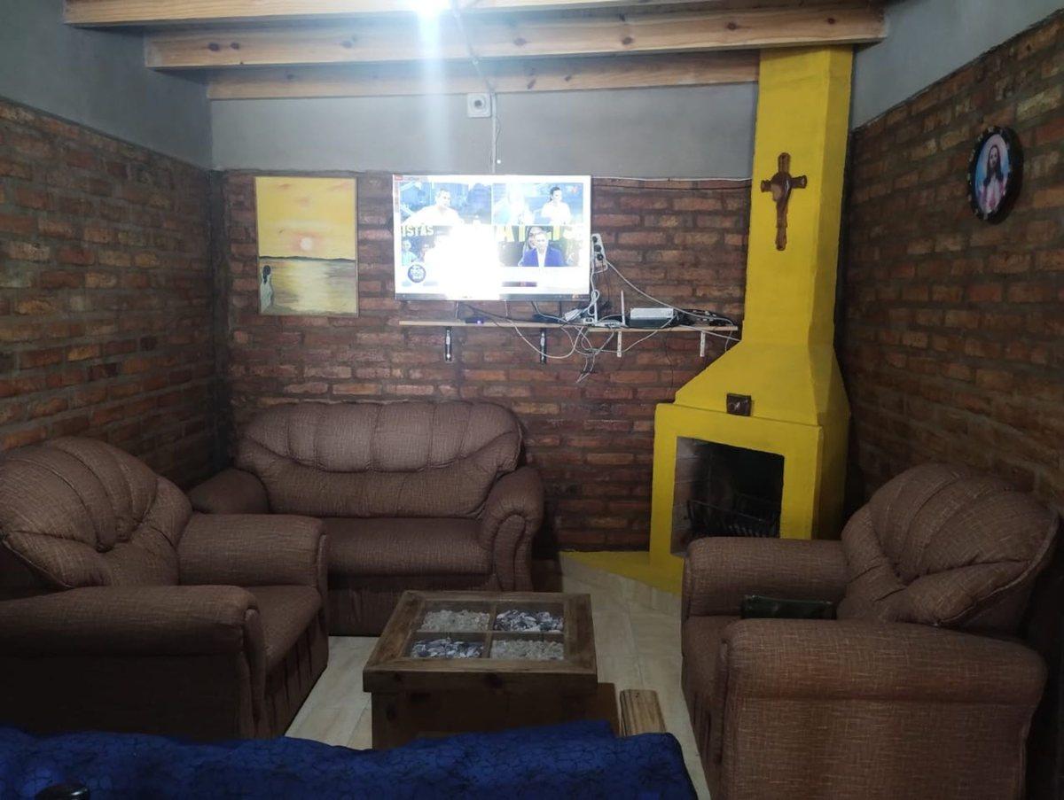 Foto de Casa de 2 dormitorio con pileta y quincho. Pocito, imagen 5