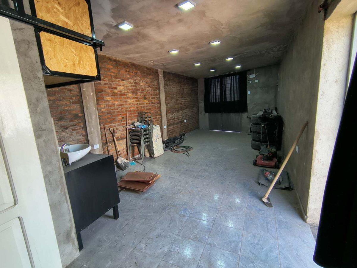 Foto de Venta 2 locales y salon para eventos.Santa Lucia, imagen 1