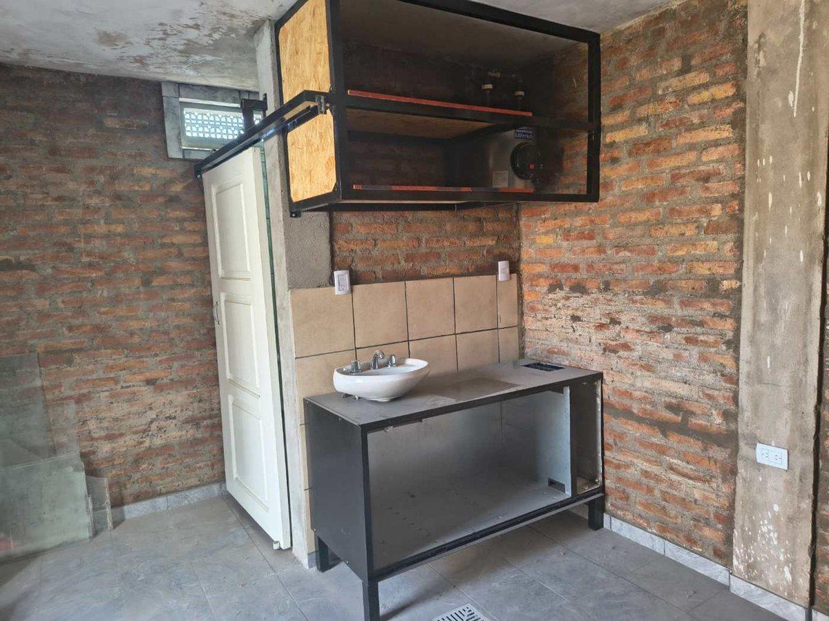 Foto de Venta 2 locales y salon para eventos.Santa Lucia, imagen 2