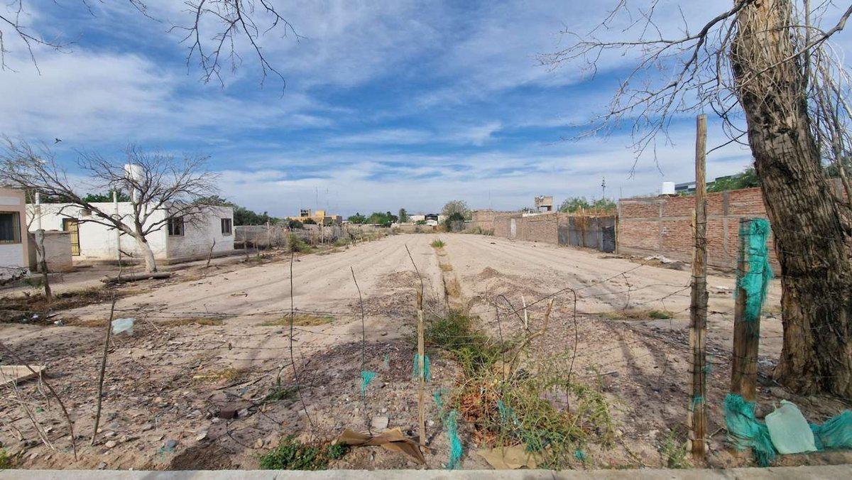 Foto de VENTA GRAN TERRENO 2347 M2 POCITO CENTRO, imagen 3