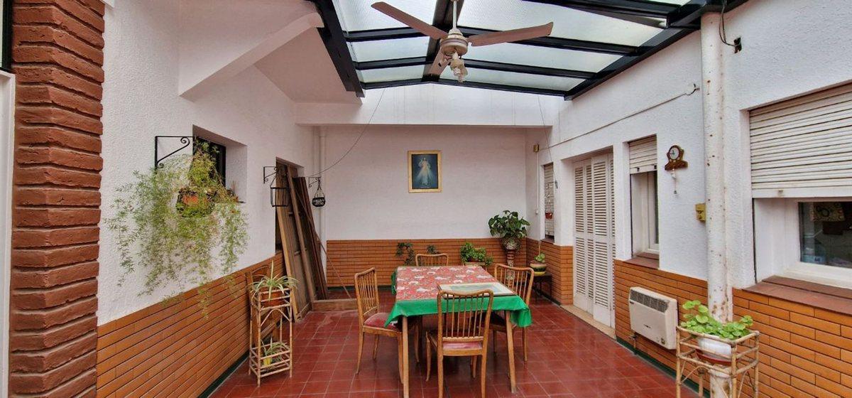Foto de VENTA CASA Y DEPTO CENTRICO, GRAN TERRENO, CAPITAL, imagen 5