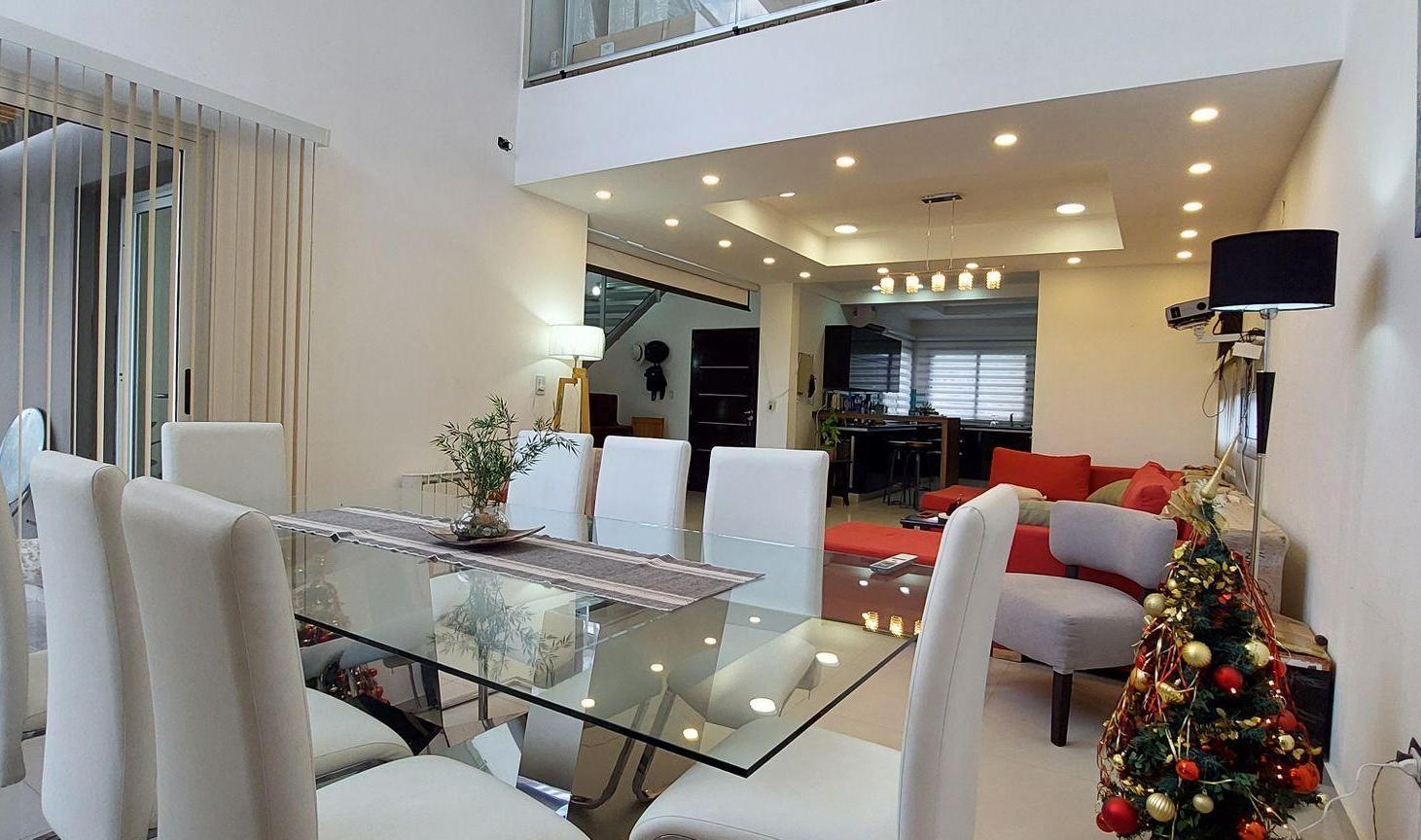 Foto de VENTA CASA MINIMALISTA EN BARRIO PRIVADO RIVADAVIA, imagen 3