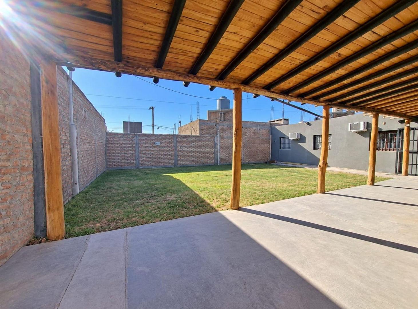 Foto de CASA CON DEPARTAMENTO INDEPENDIENTE. SANTA LUCIA, imagen 3