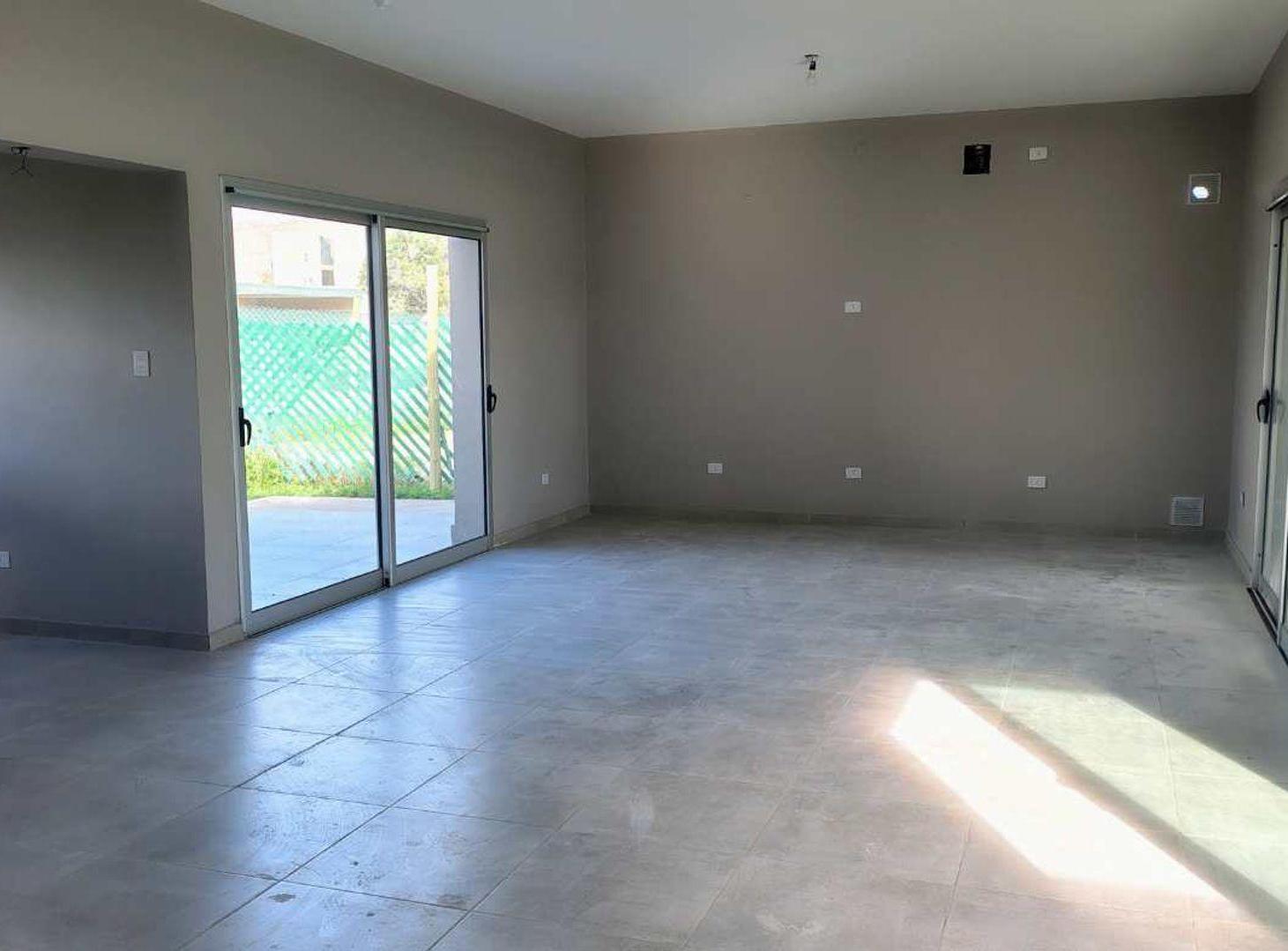 Foto de ALQUILER CASA CON PILETA. SAN JUAN DE LOS OLIVOS, imagen 2