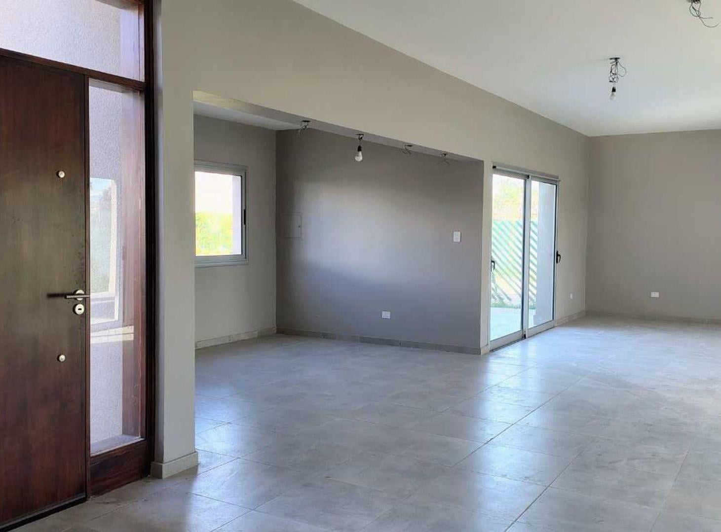 Foto de ALQUILER CASA CON PILETA. SAN JUAN DE LOS OLIVOS, imagen 1