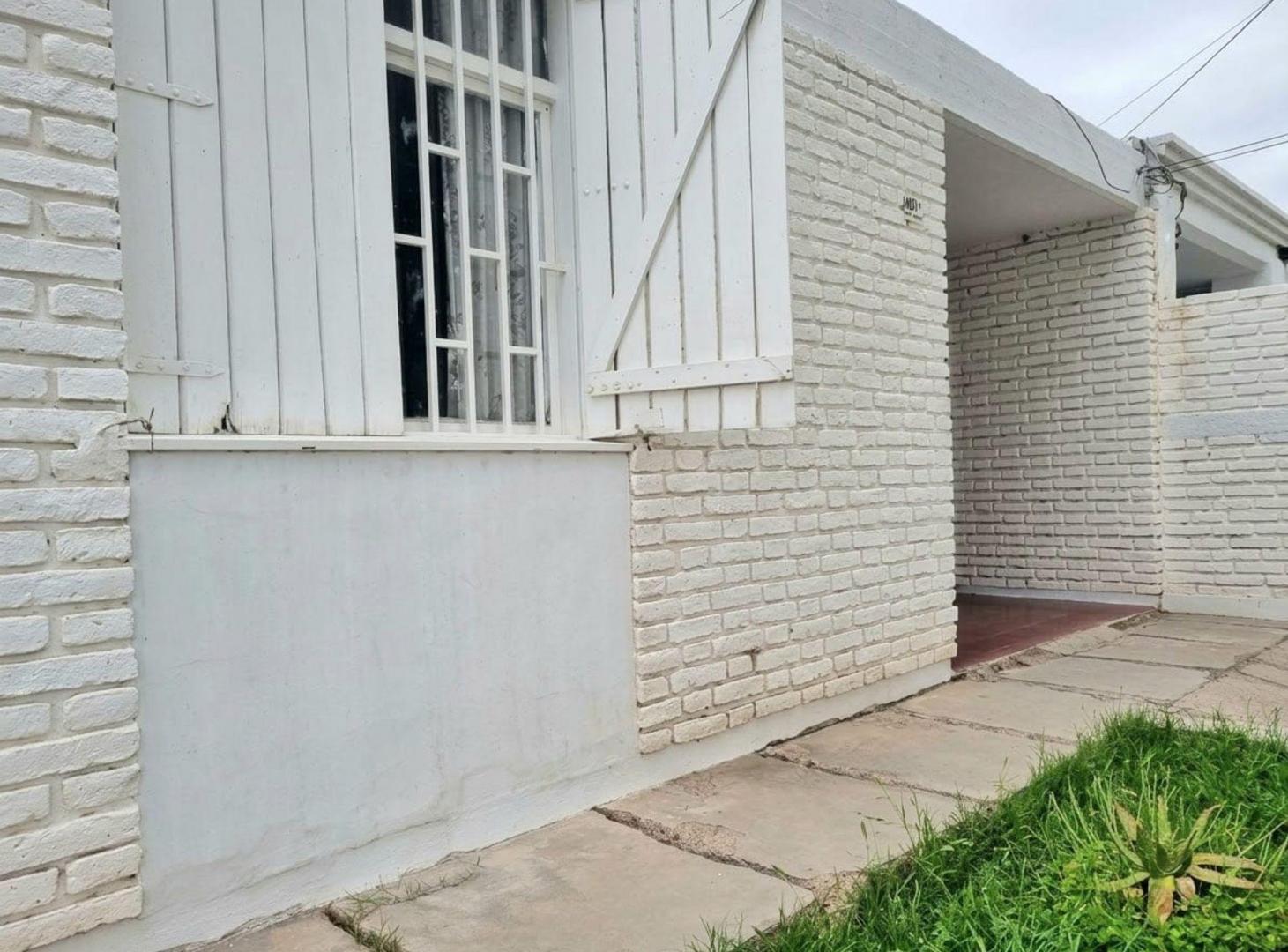 Foto de CASA DE 3 HABITACIONES. B° GENDARMERIA. RIVADAVIA, imagen 4