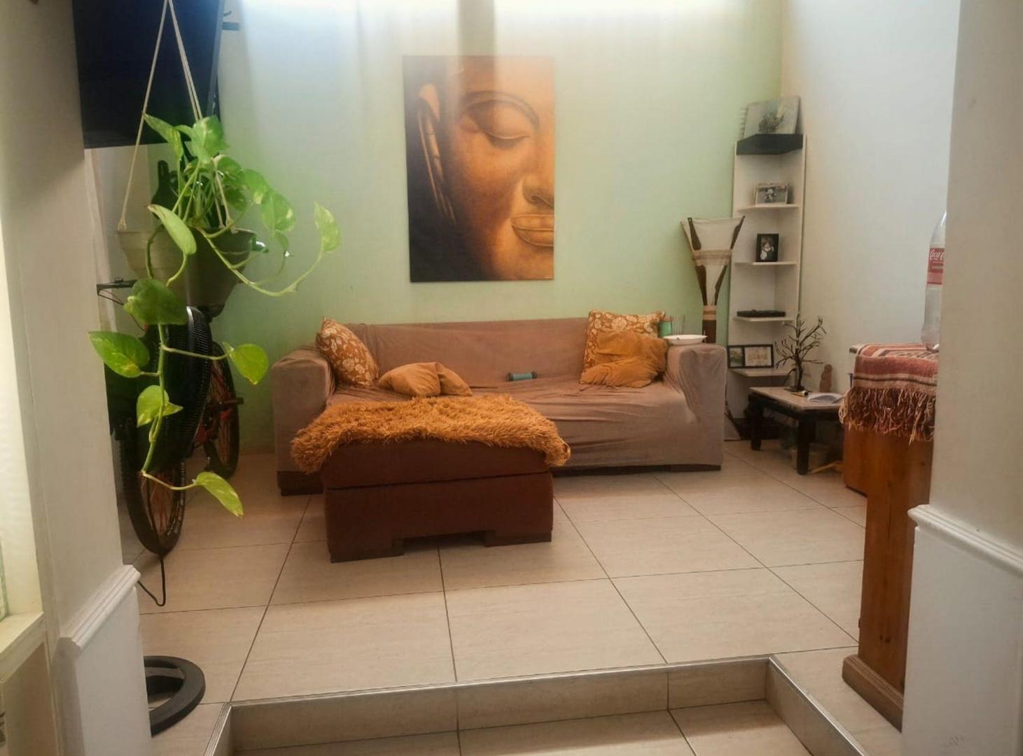 Foto de Casa mas consultorio y departamento. Rivadavia, imagen 3
