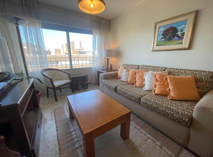 Peninsula, a metros de la playa brava y Avenida Gorlero 3