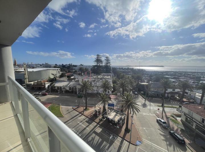 Apartamento a Pasos del Mar. 2