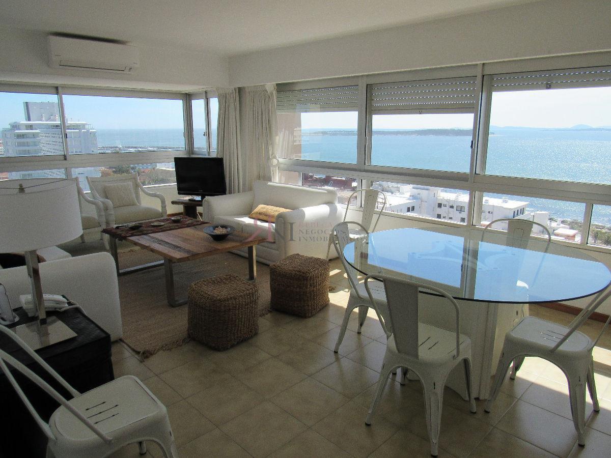 Apto alto en comienzo de punta del este