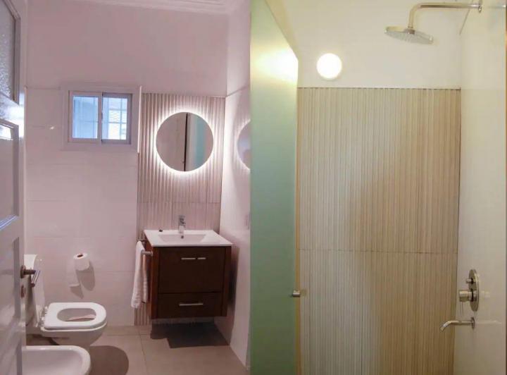 ALQUILER TEMPORAL - Casa 4 dorm Villa Allende Golf zona excelente - capacidad 8 pers 5