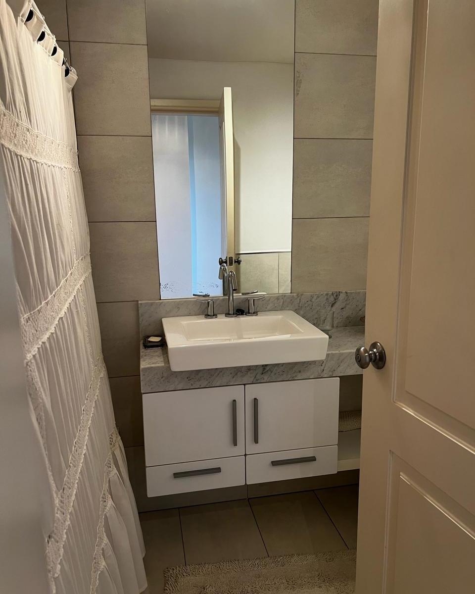 Foto de Departamento en Venta de 2 dormitorios en suite de categoría en, imagen 5