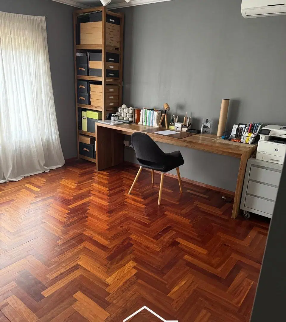 Casa en Alquiler El Bosque 4 dormitorios ubicación central funcional y muy comoda 5