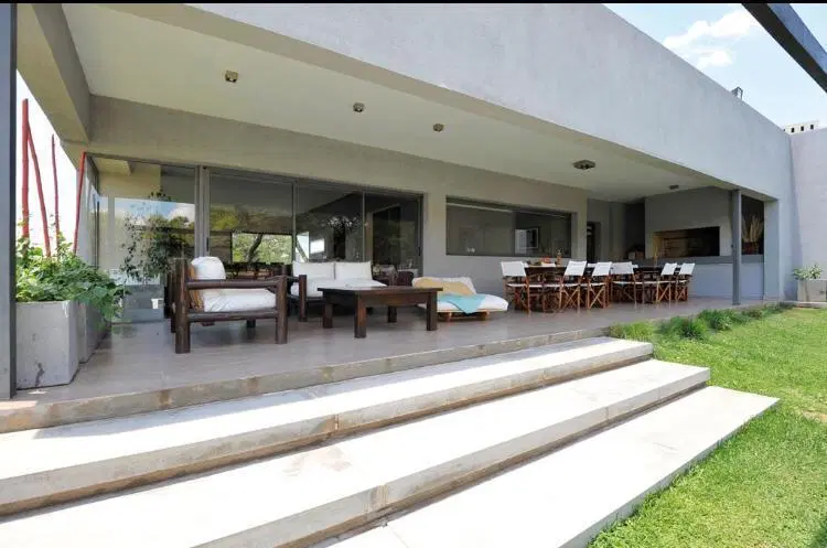 Casa a la venta 3 dormitorios El Bosque lote central 5