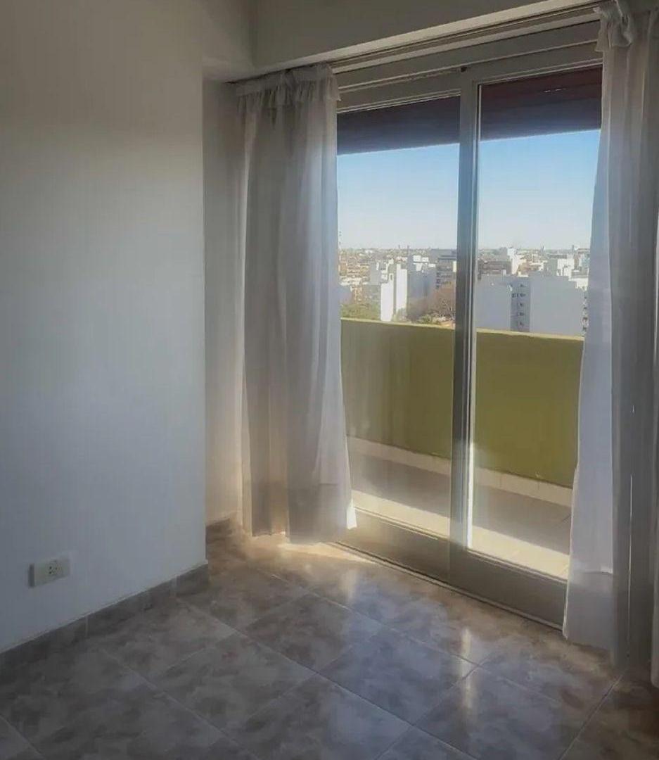 TRES AMBIENTES EN VILLA LURO