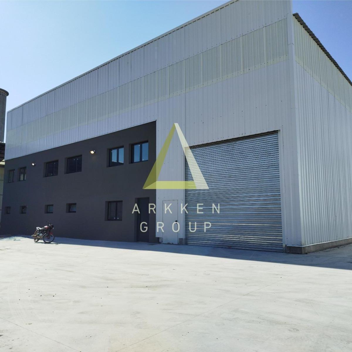 Excelente Nave Industrial en Alquiler 3