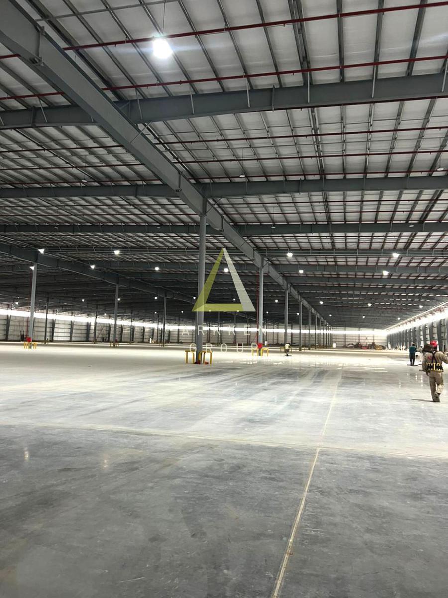Nave Industrial en Alquiler en Pacheco 3