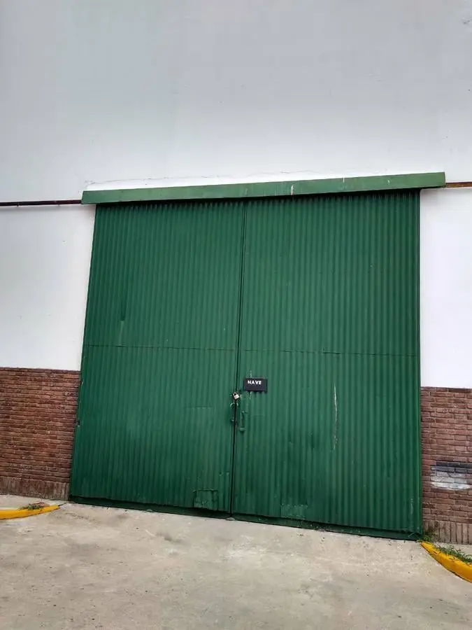 EXCELENTE GALPON DEPOSITO CON FUERZA MOTRIZ APTO INDUSTRIAS 3