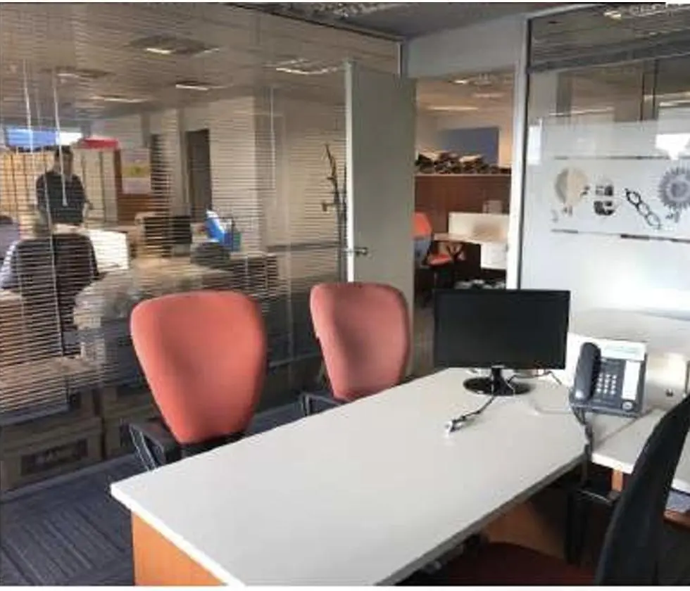 Oficina en alquiler en Martinez San Isidro 5