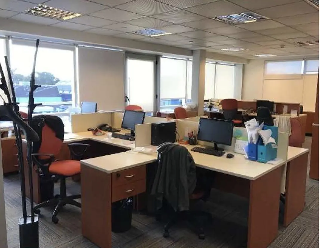 Oficina en alquiler en Martinez San Isidro 8