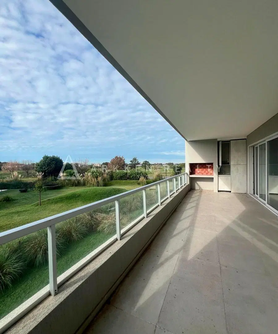 Departamento en venta en Pilará 8