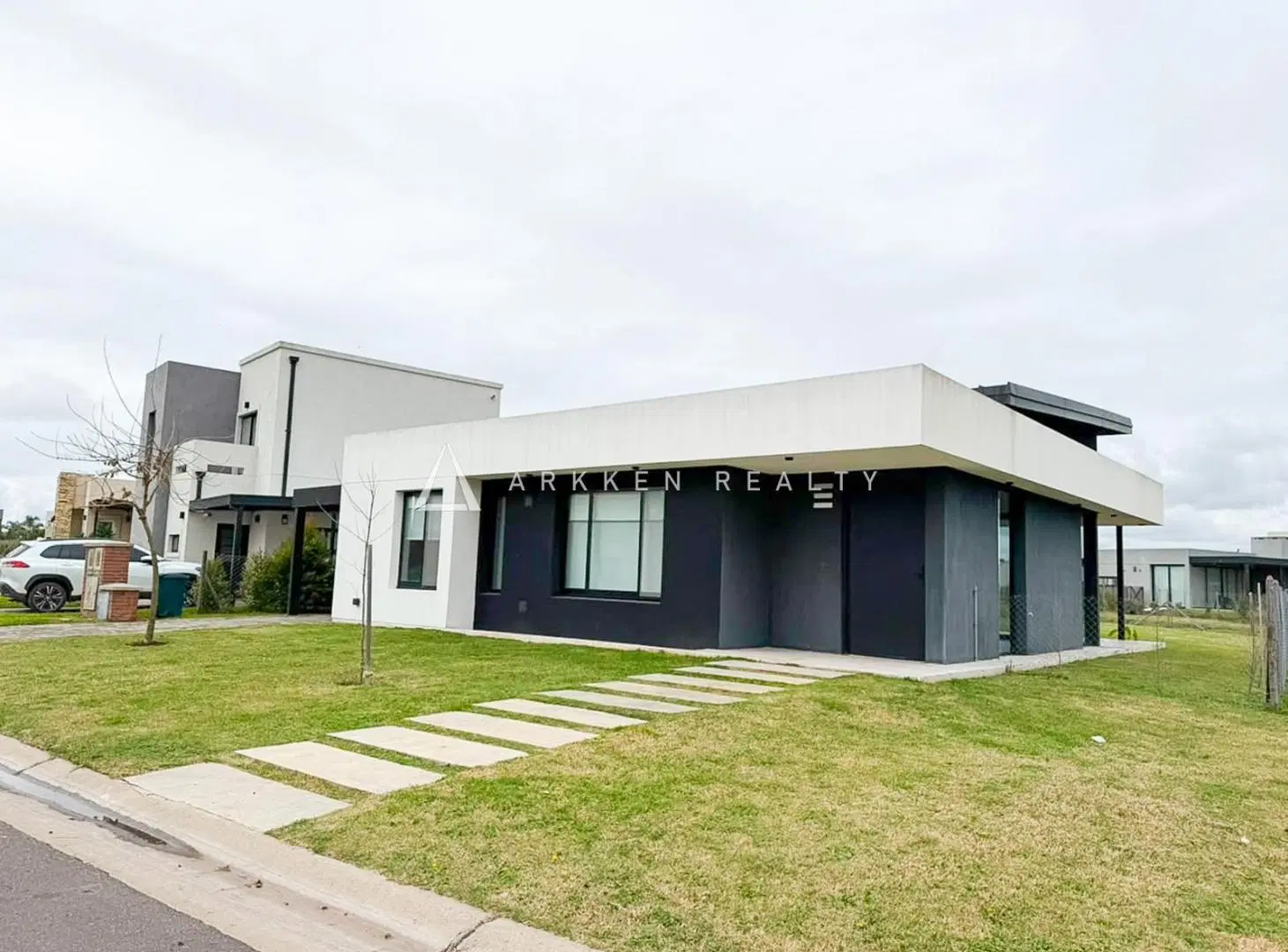 Casa en Venta Barrio Santa Lucía Pilar del Este 1