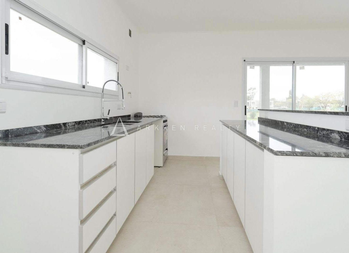 Foto de Casa en venta en Santa Elisa Pilar del Este, imagen 1