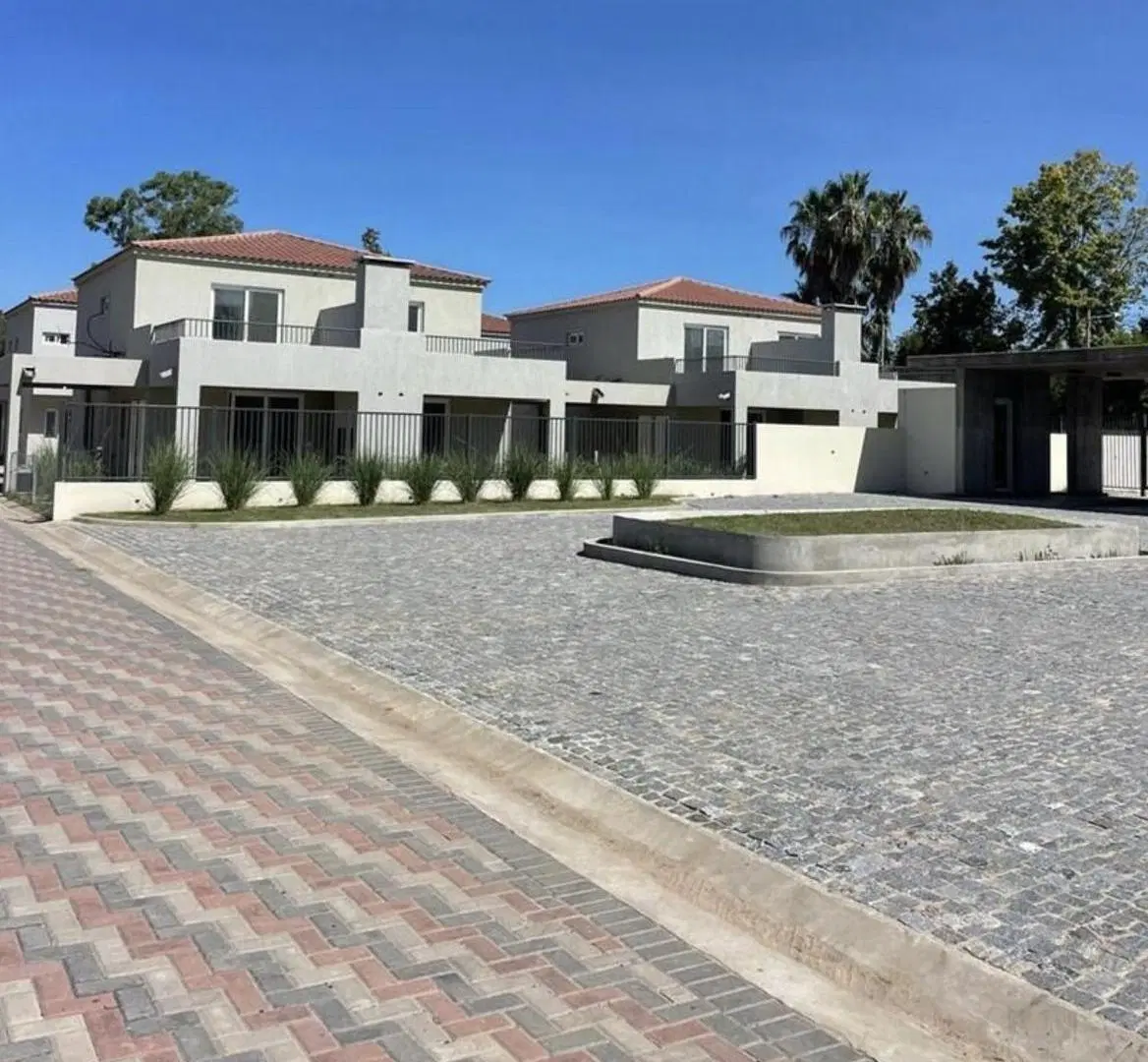 Casa en  venta en Chic Village Pilar 3