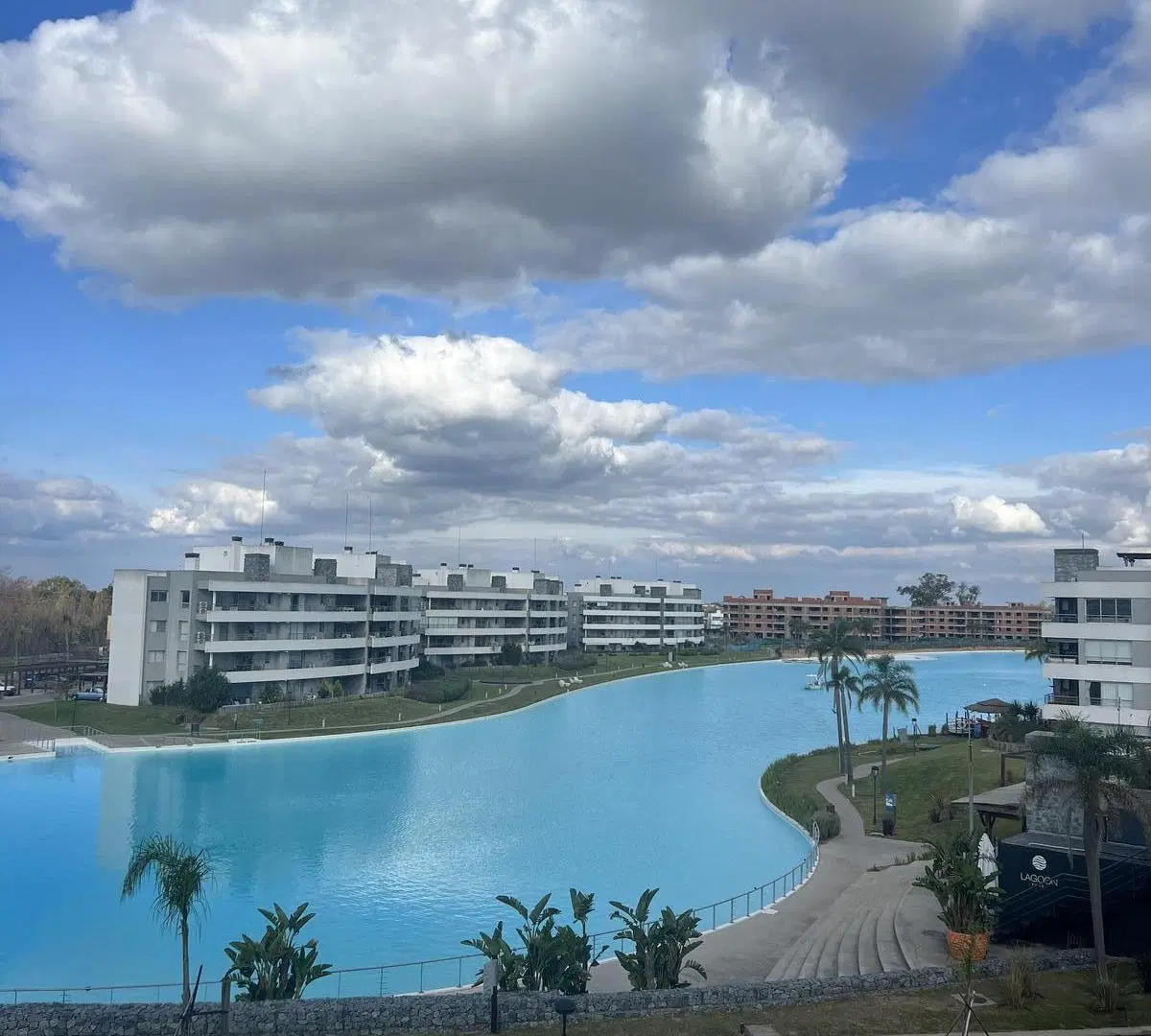 Departamento en venta en Lagoon Pilar 8