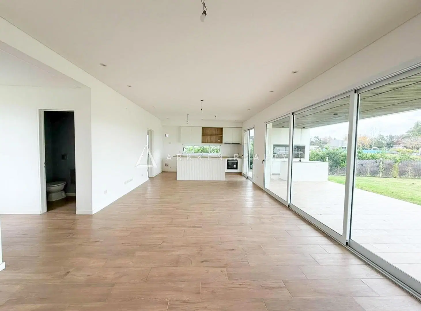 Casa en Venta Barrio Santa Lucía Pilar del Este 2