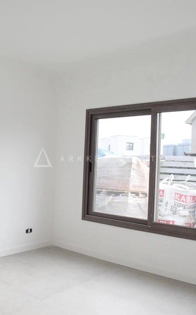 Casa en venta en Santa Ana Villa Nueva 2