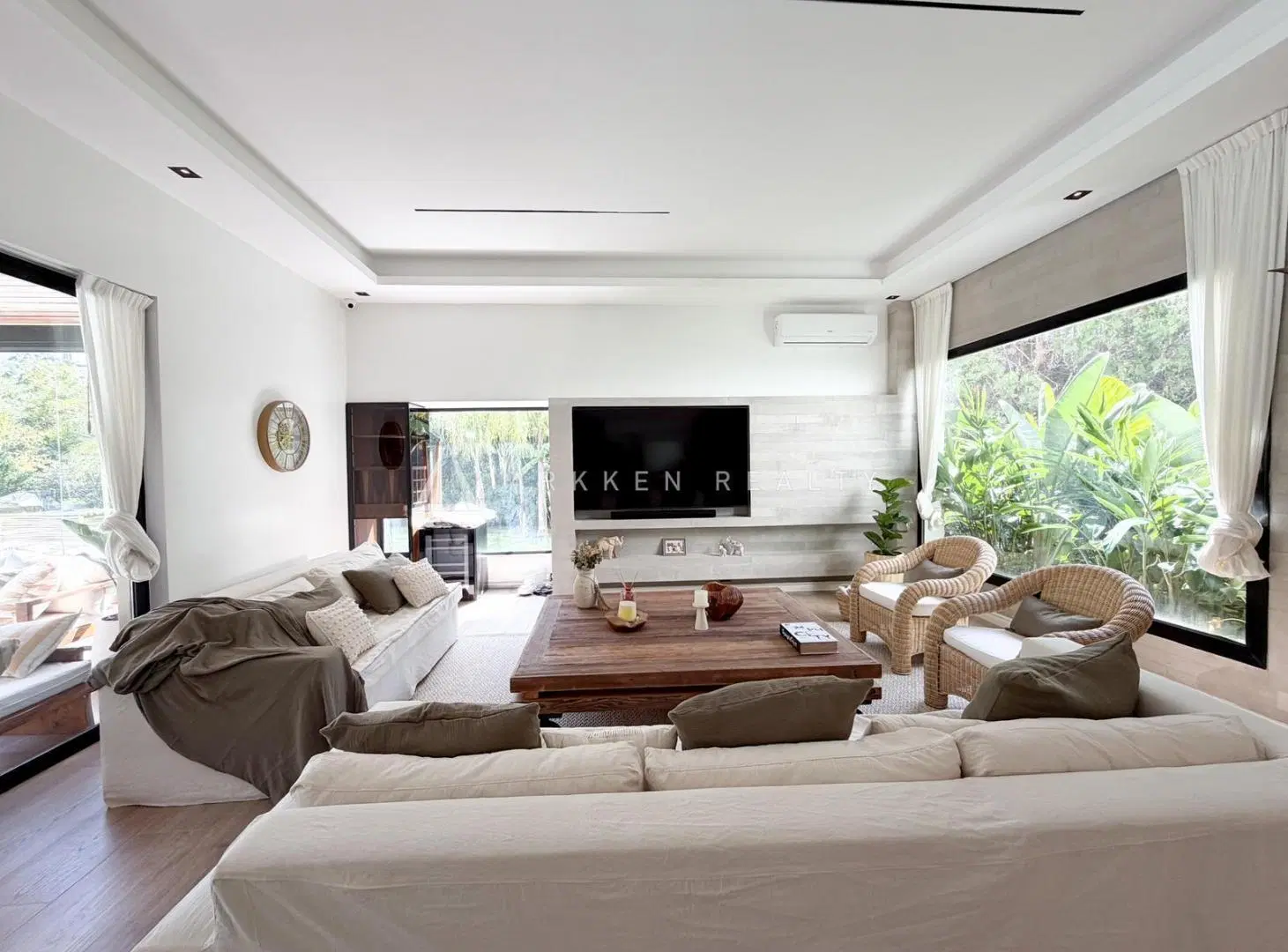Casa en venta en Ayres de Pilar 5