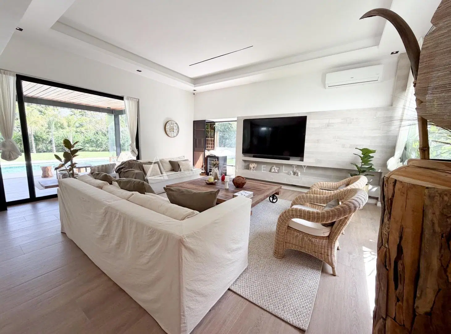 Casa en venta en Ayres de Pilar 4