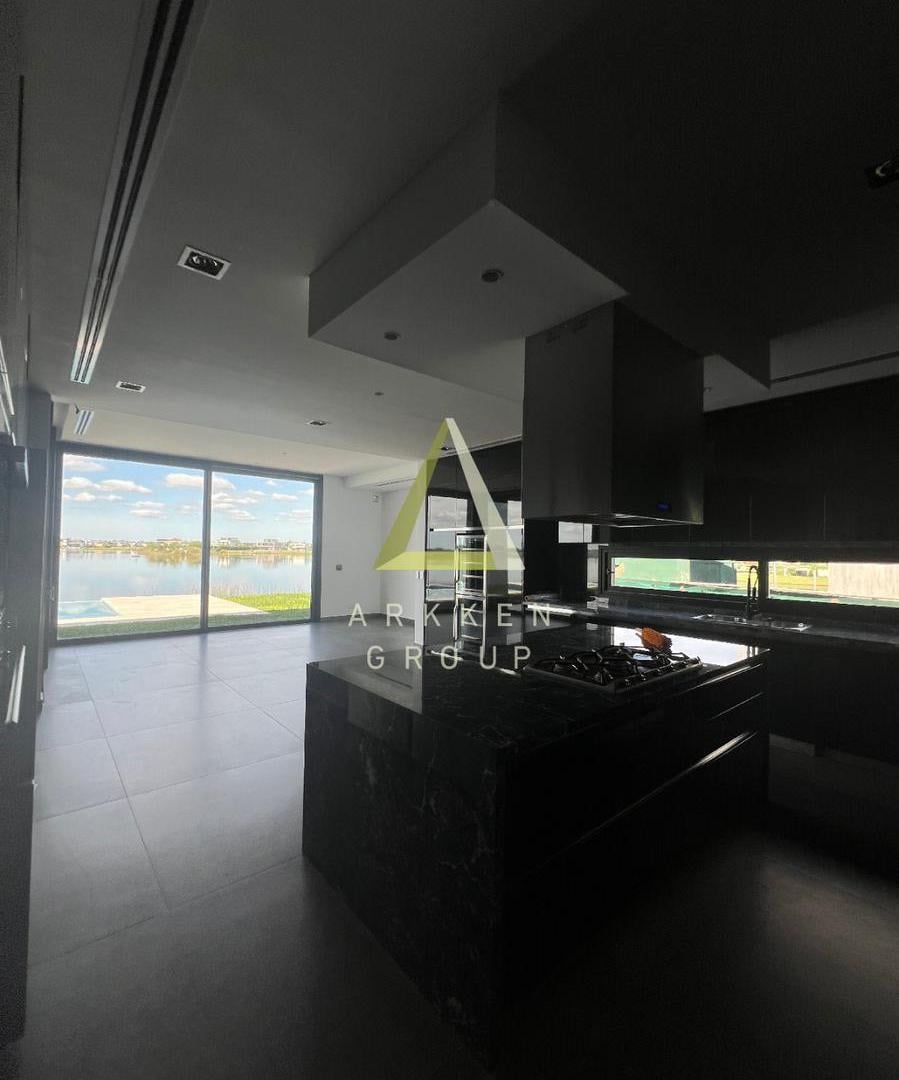 Foto de Casa en venta en Puertos del Lago, imagen 3