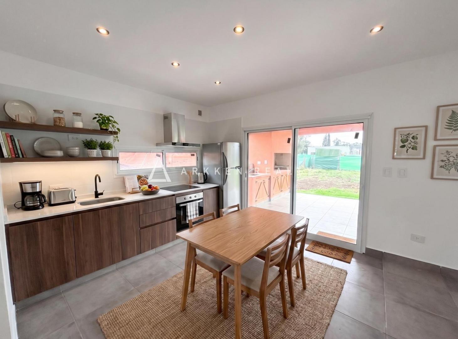 Foto de Casa en venta en Santa Sofia Pilar del Este, imagen 1