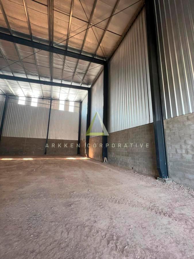 Foto de Galpón en alquiler y/o venta en Escobar, imagen 2